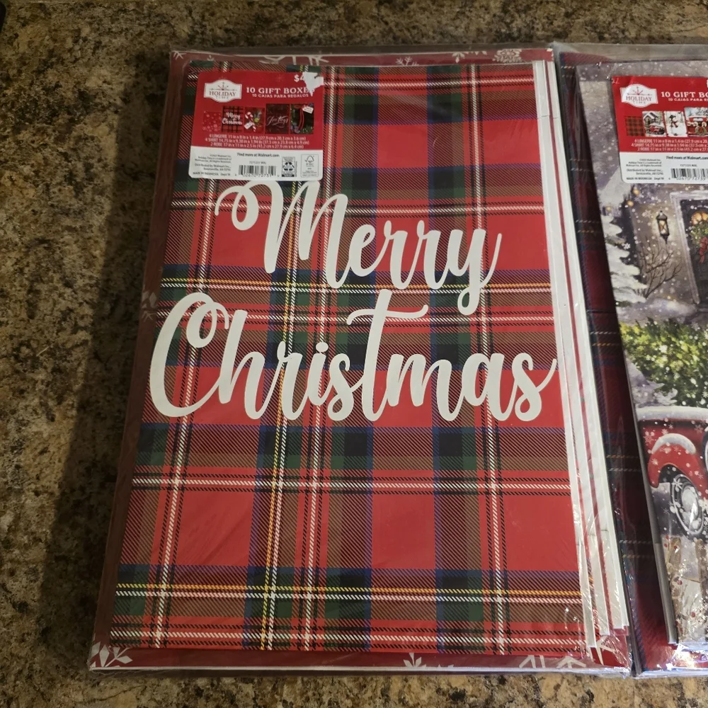 20 Gift Boxes Holiday Gift Bags Brand New Sealed